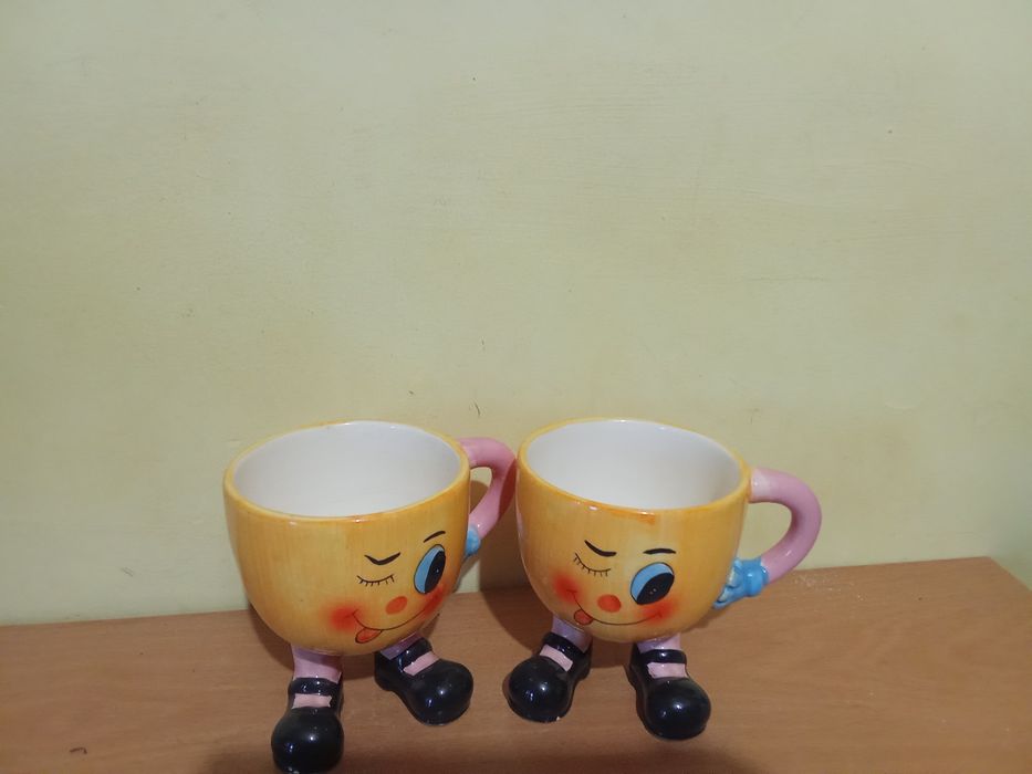Забавни   чашки .