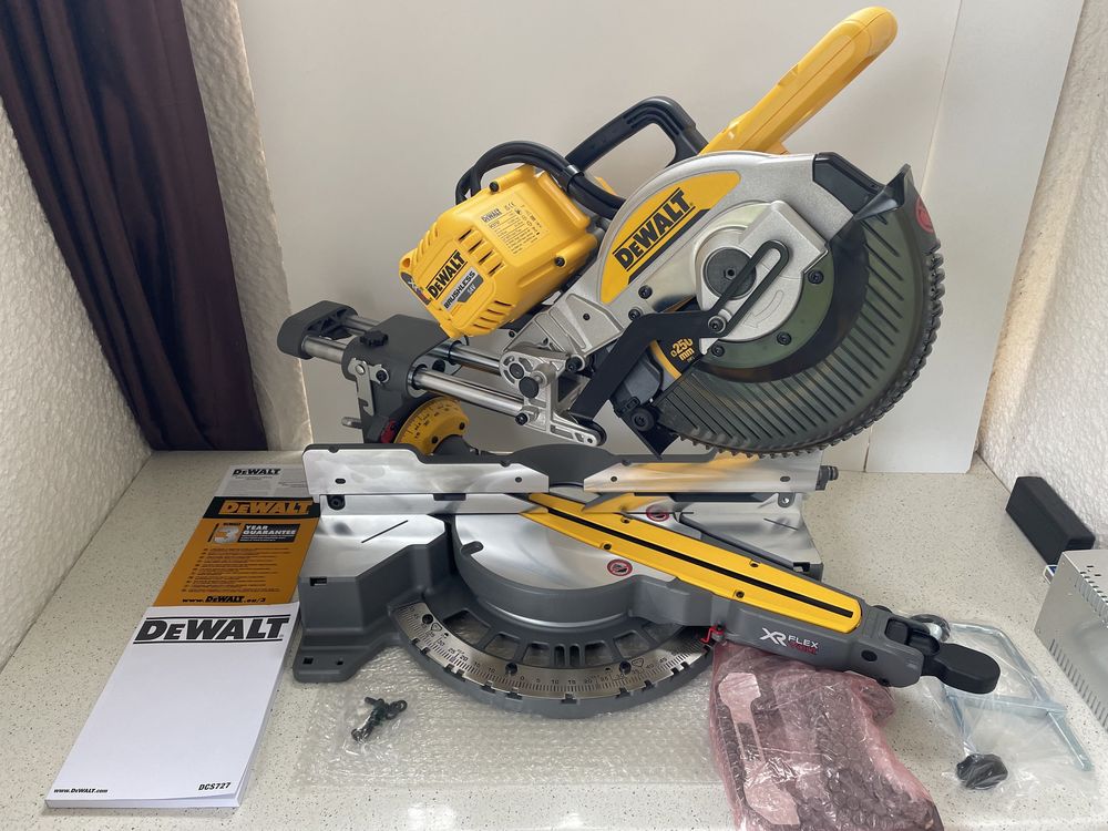 DeWALT DCS727N-XJ, XR. Circular Stationar Profesional, Original Nou !