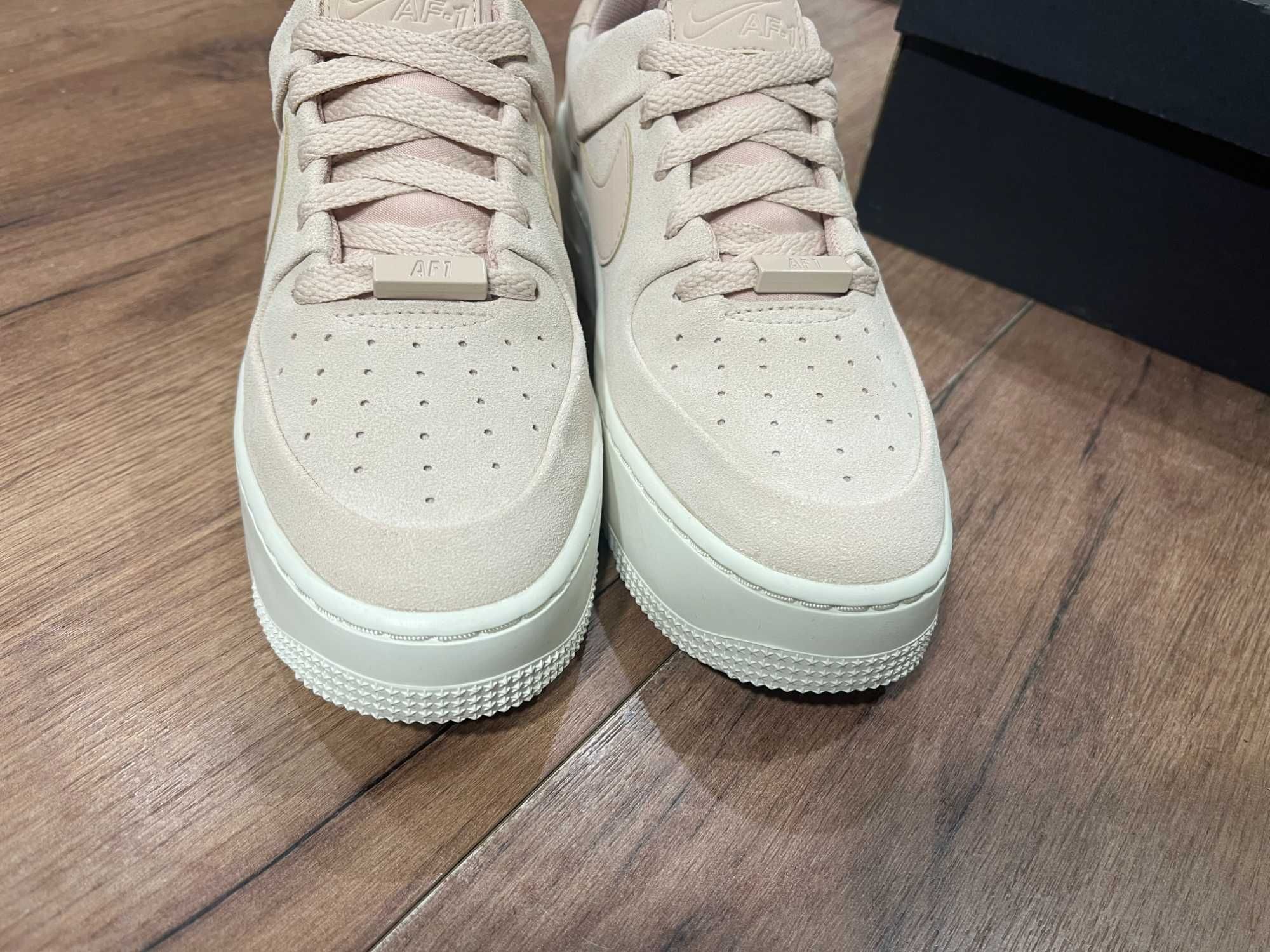 ОРИГИНАЛНИ *** Nike Air Force 1 Af1 Sage /  " Particle Beige "