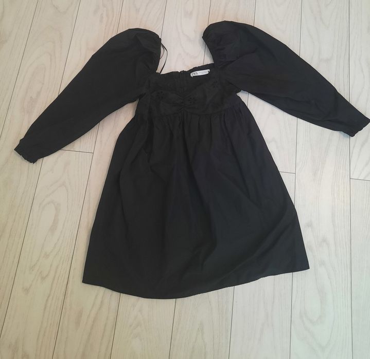 Rochie zara M umeri bufanti