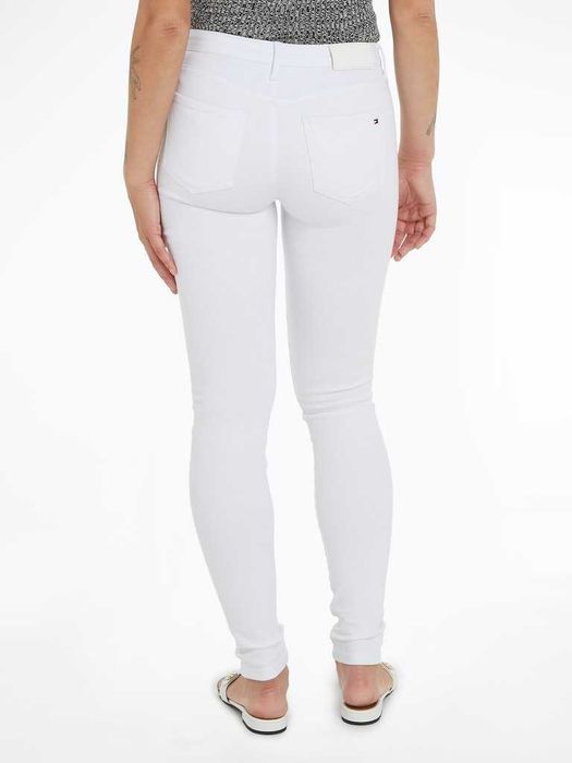 Blugi Tommy Hilfiger skinny como albi