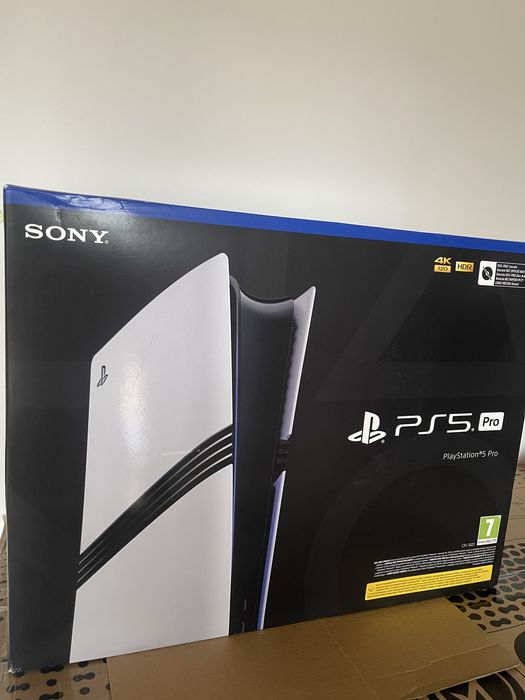 Ps5 pro 2ani Garantie + FC26, UFC 5, COD 6