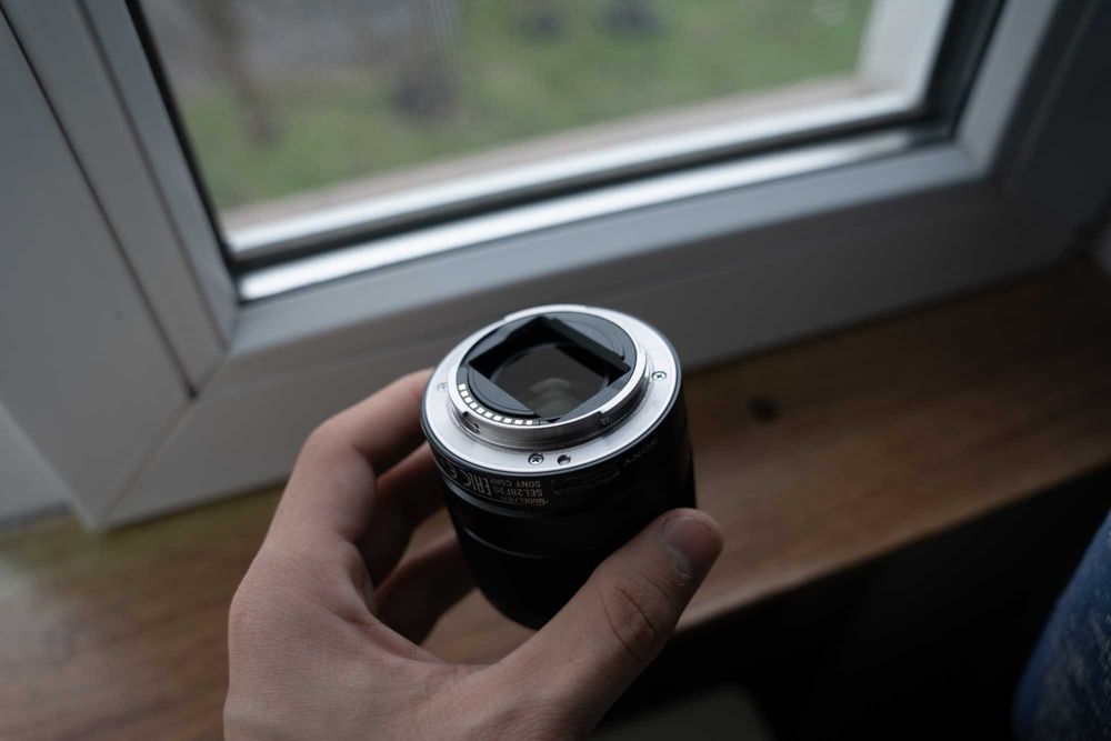 Obiectiv Sony 28mm f2.0