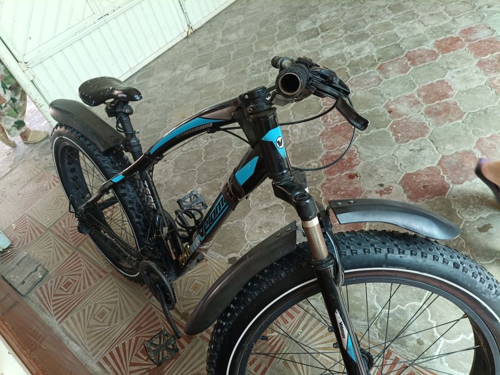 Velik sotiladi holati yahshi  kami bor