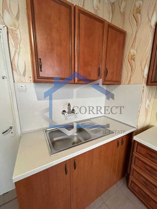 Дава се под наем Двустаен апартамент в Варна, Младост 1 - 50 кв.м за 255 € - Снимка #2