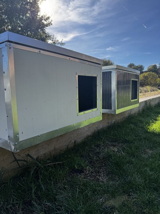 Къщички за кучета от висококачествени термо панели