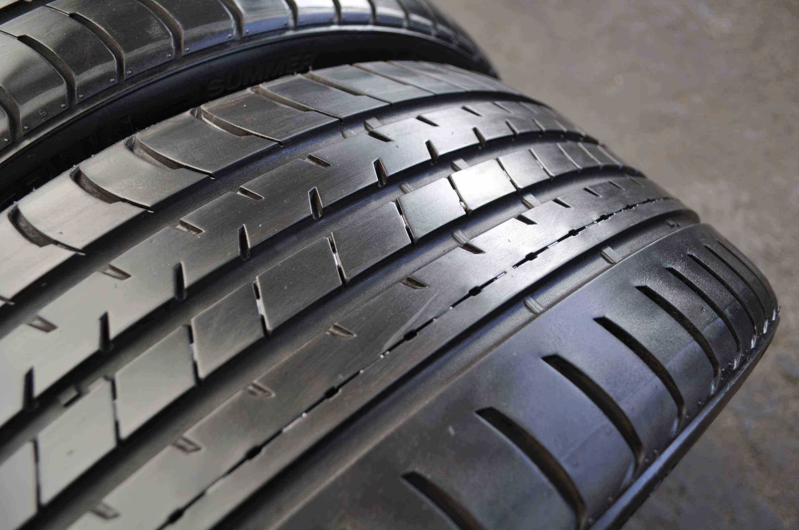 SET 2 Anvelope Vara 225/40 R19 BERLIN Summer UHP1 93Y