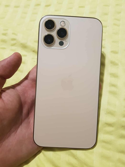 Vand iphone 12 pro max ca nou gold