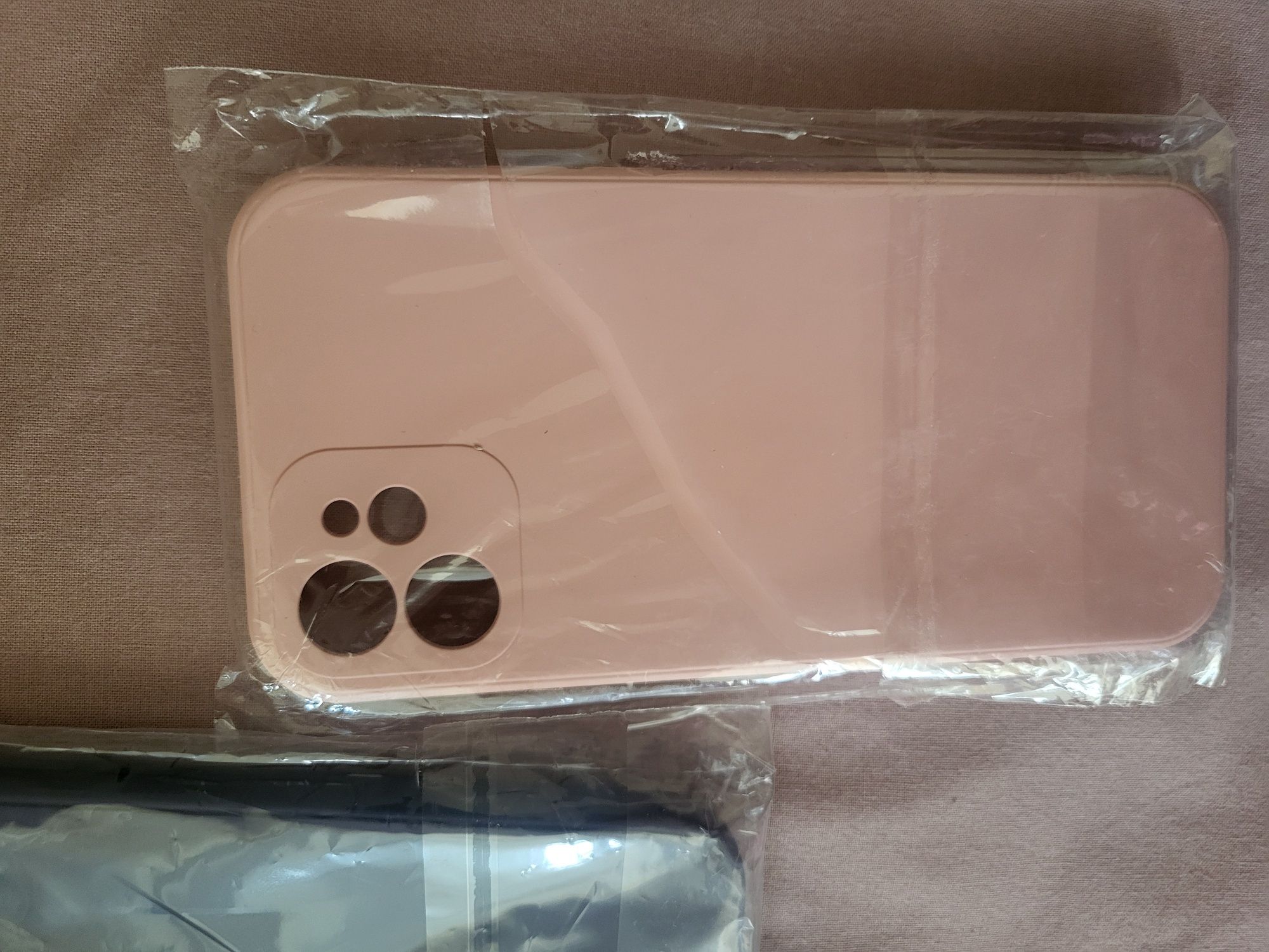 Кейсове за телефони Iphone