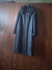 Женское пальто, утеплённое