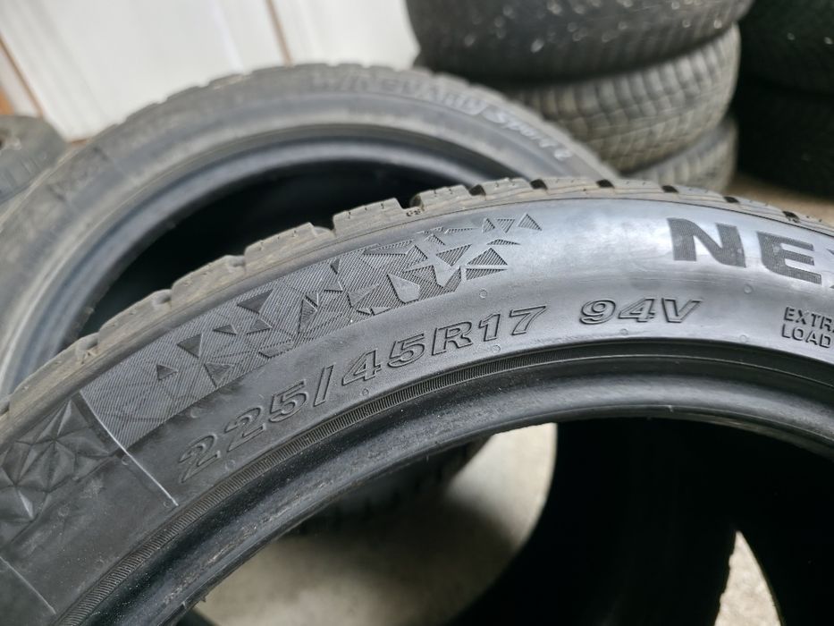 225/45/17  nexen
