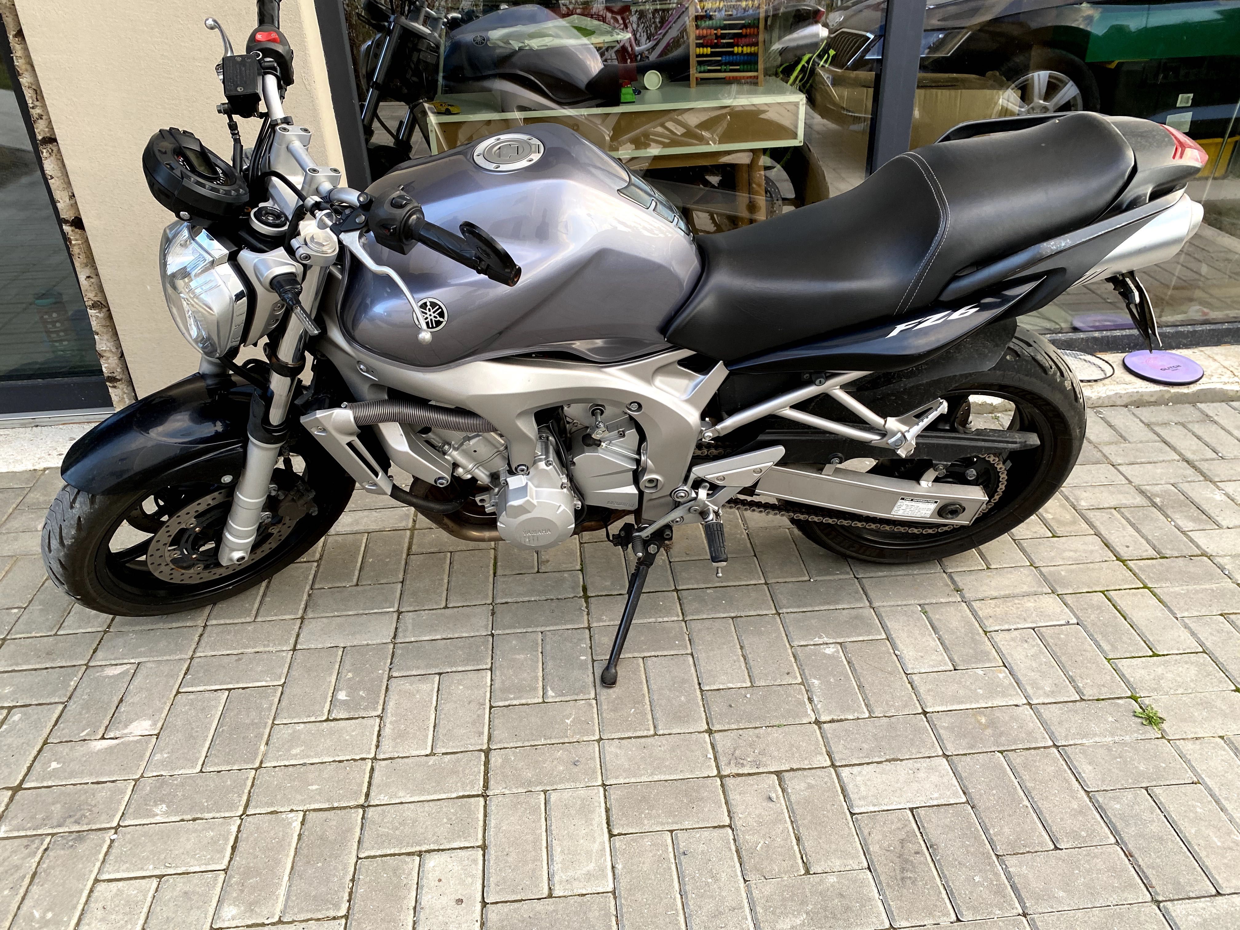 Yamaha FZ6 fazer 2006