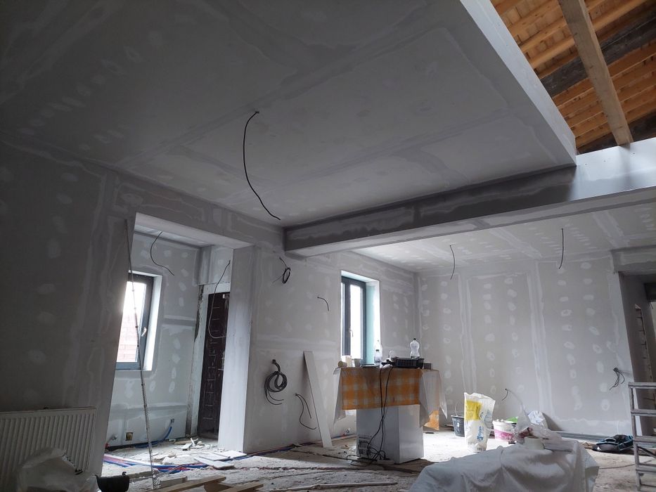 Amenajări interioare /Rigips Finisaje Zugrăveli