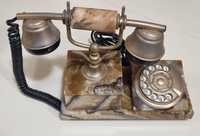 Telefon din ONIX și Bronz