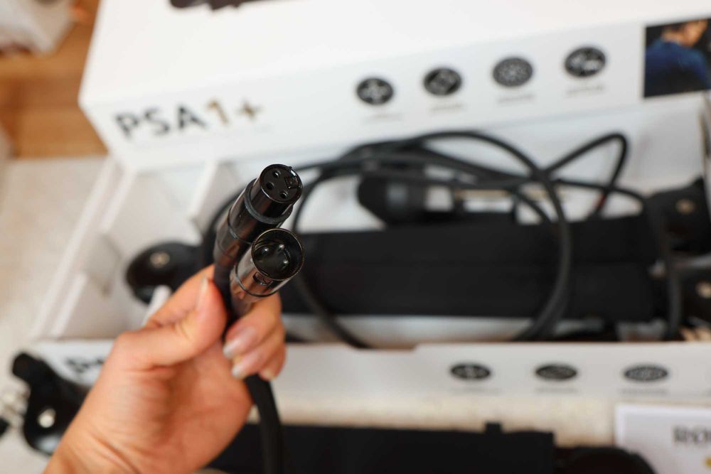 Shure MV7 USB микрофон – 2 бр.