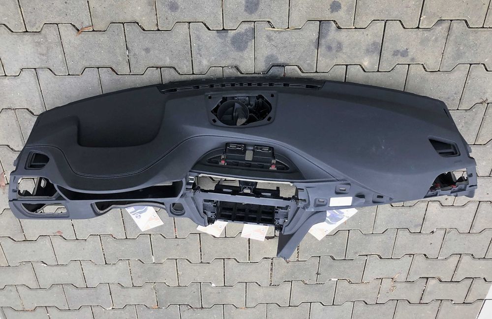 BMW F30 plansa de bord MARO - airbag volan BROWN / pasager - cortina