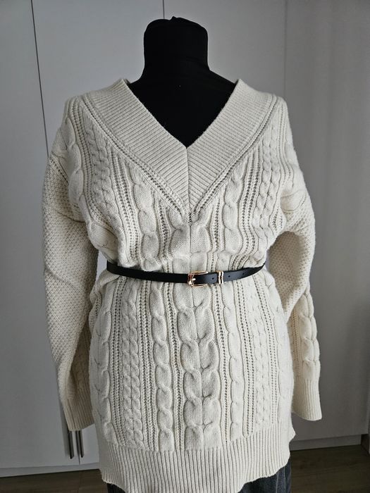 Set pulover + blugi + curea