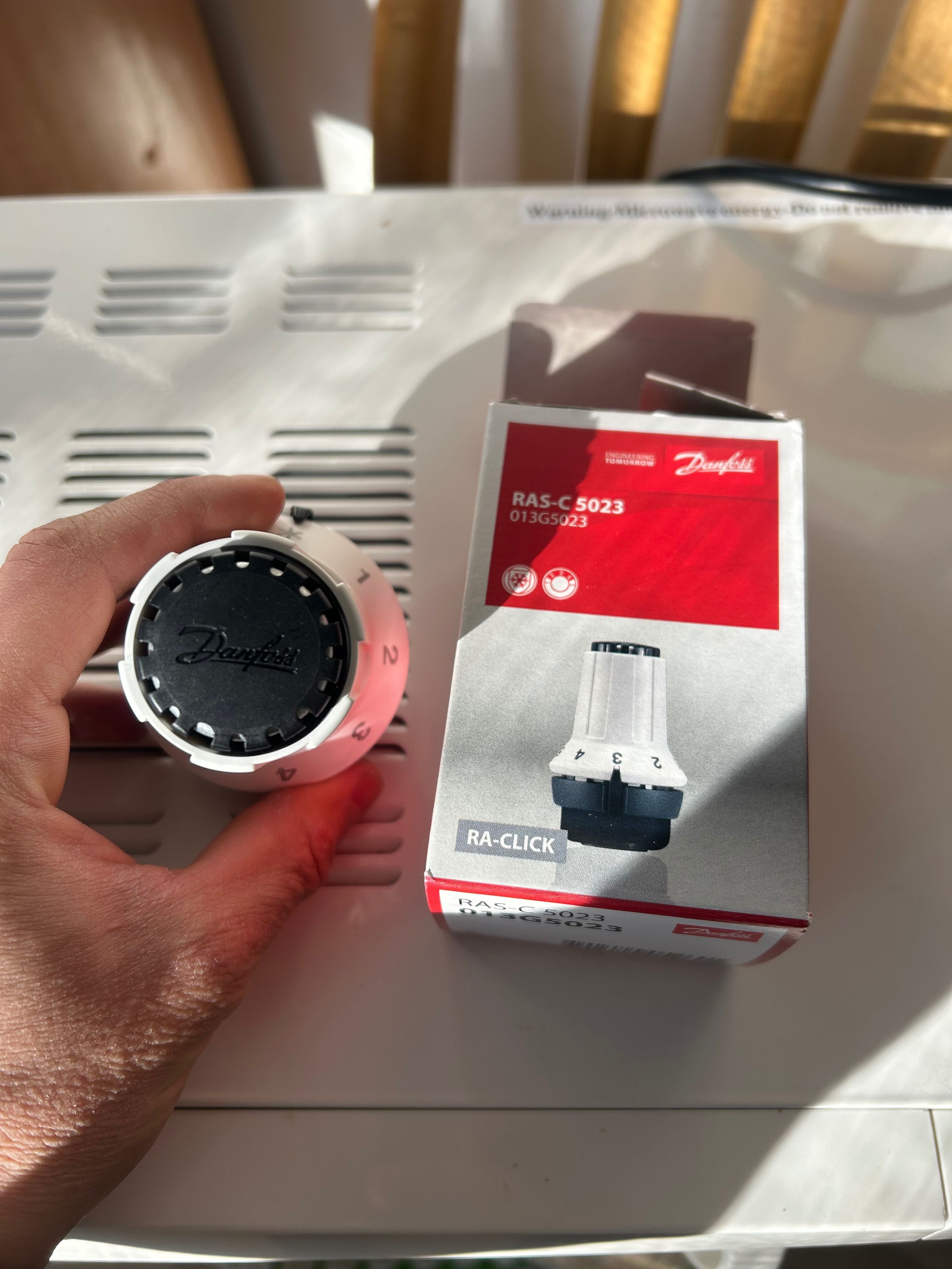 Danfoss термоголовка регулятор