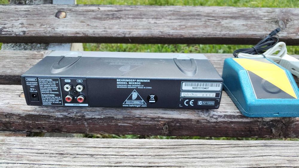 Mixer cu fx (echo  si reverb) marca behringer mix800