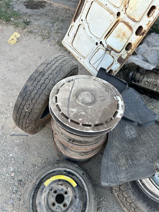 Продам на ауди штамповки оригинал