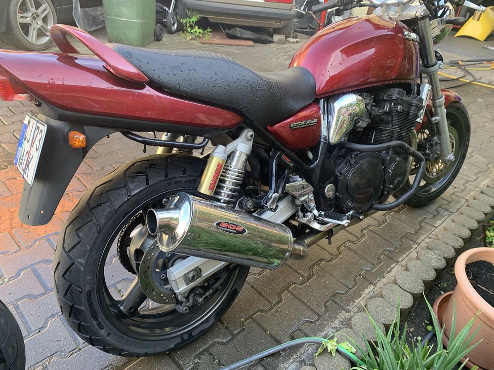 Vand Suzuki GSX 750 Inazuma - 9500 km