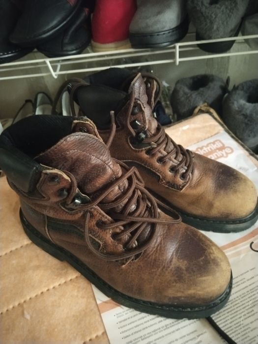 Ботинки осенне зимние теплые р 40 41