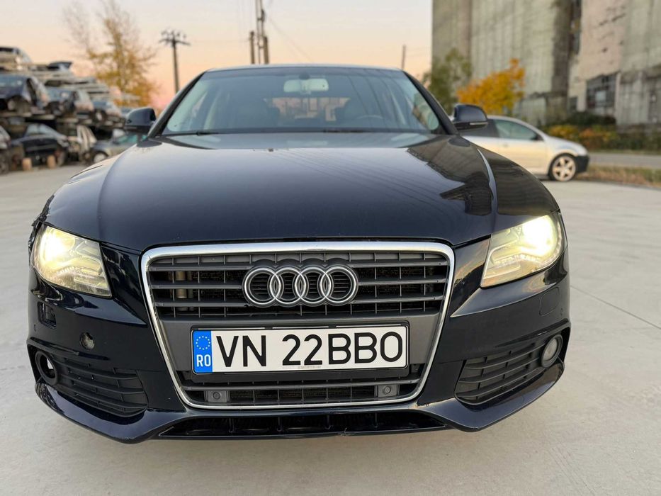 Audi A4 B8 2.0 automat XENON 2008 AVARIAT LOVIT AVARIATE