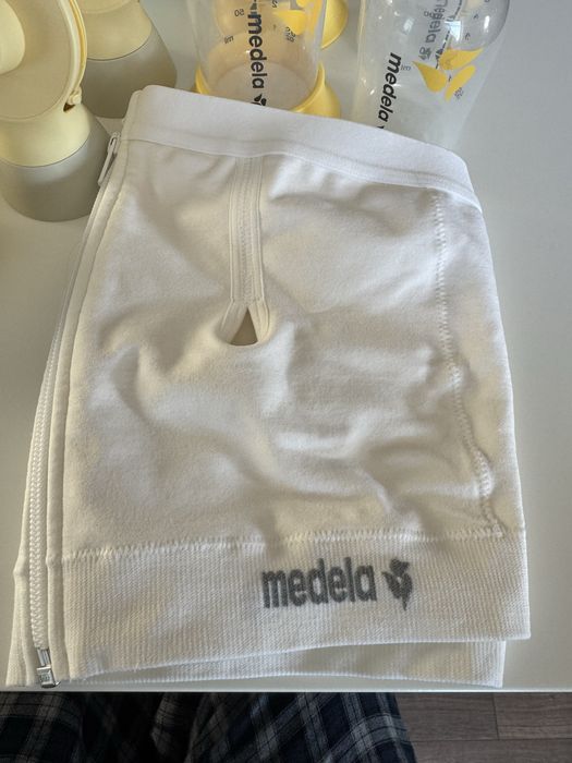 Pompa san Medela freestyle duala plus bustiera marimea L