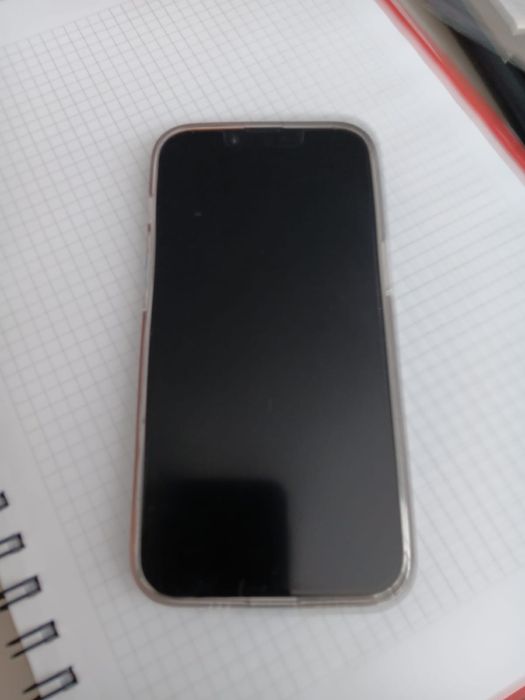 Vand iphone 16e nu am cutie si incarcator