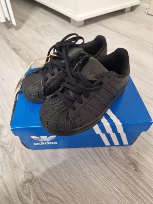 Adidasi superstar marimea 28
