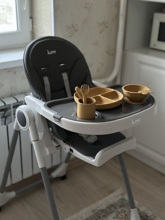 Балаға тамақ беруге арналған стульчик посудасымен бірге сатылады!