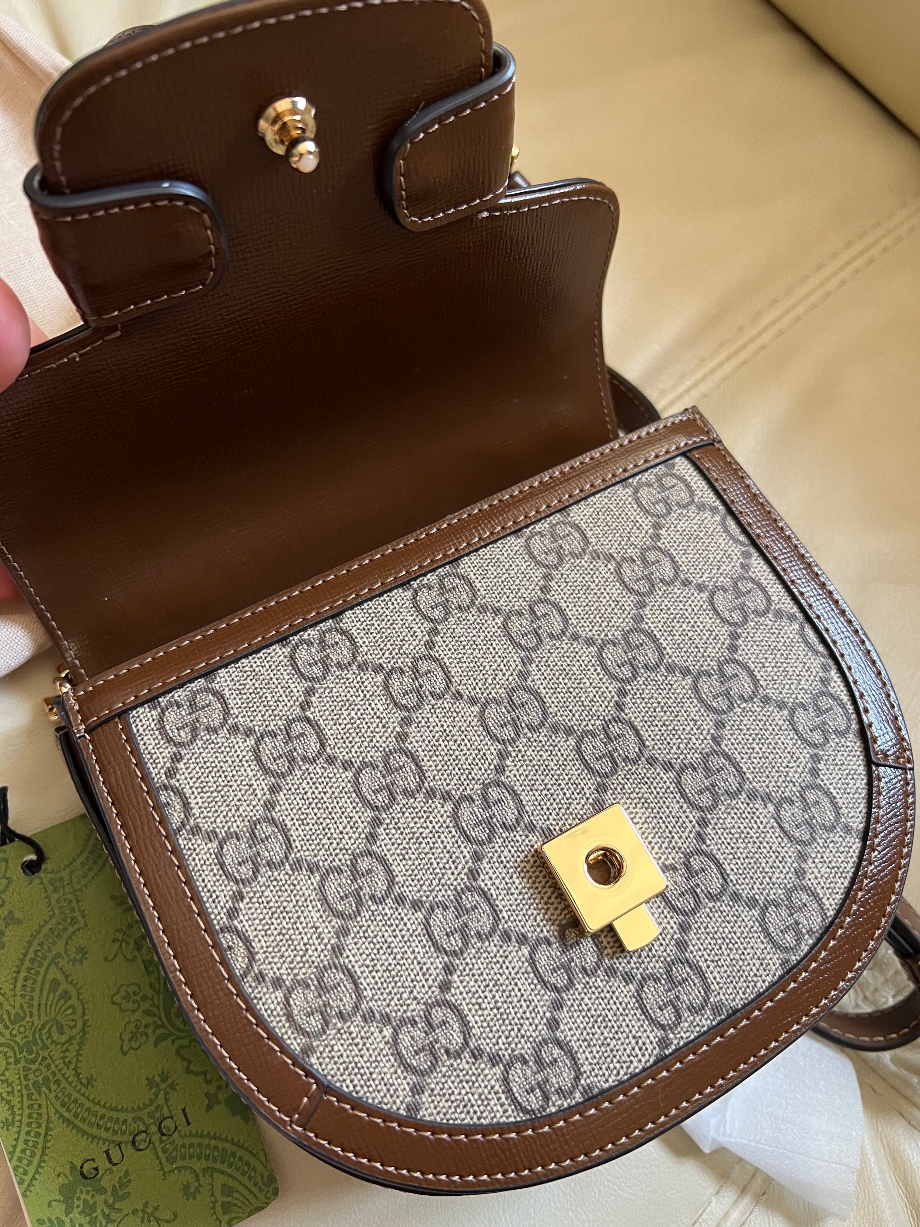 Оригинална дамска чанта Gucci Horsebit 1955 Mini Rounded Shoulder Bag.