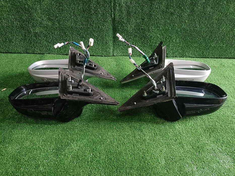 Оригинальное боковое зеркало от Toyota Camry 30