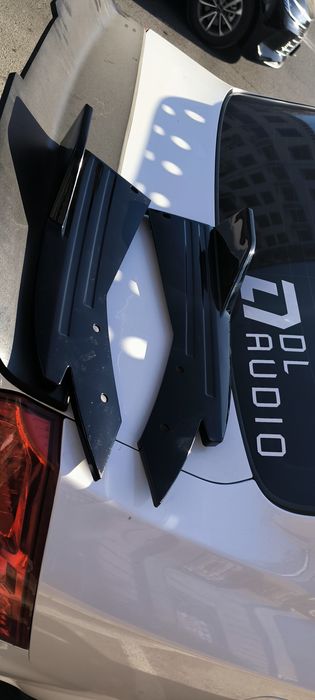 Сплитер на задний бампер