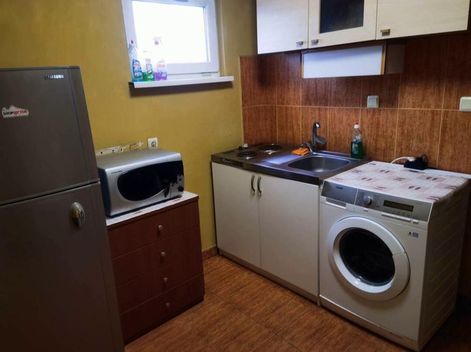 Дава се под наем Многостаен апартамент в София, Враждебна - 120 кв.м за 1100 € - Снимка #2