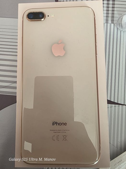 Продавам iPhone 8 plus 64gb