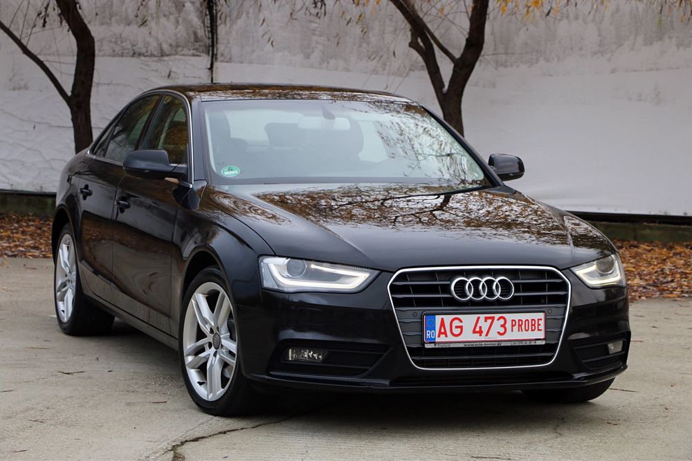 Audi A4 B8.5 / 2013 / 2.0d / 177 CP / Alcantara