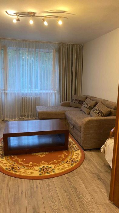 INCHIRIEZ ap. 3 Camere  Zalau Str. CRISAN BL 80