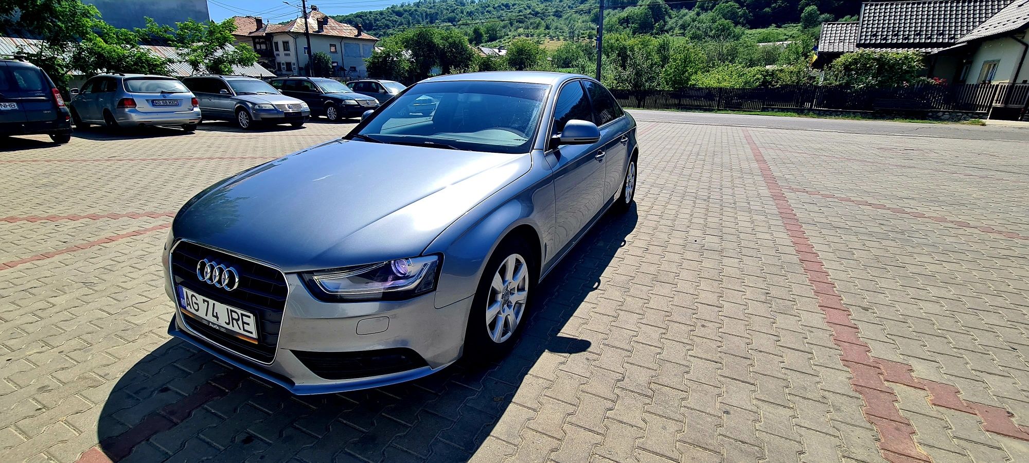 Vand / Schimb Audi a4 b8 în stare perfecta