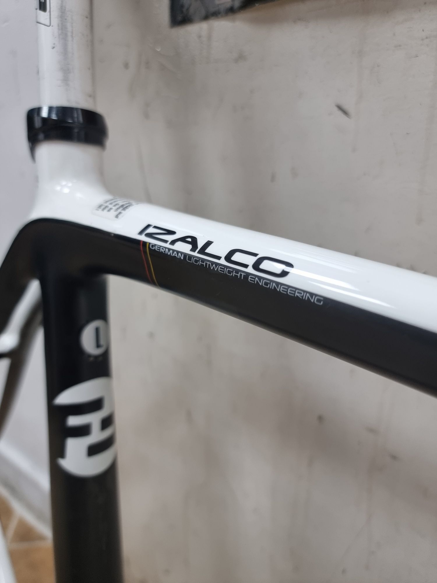 Cadru carbon cursiera Focus Izalco Pro