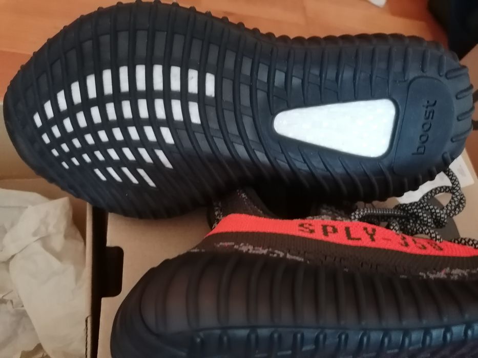 Yeezy boost 350 beluga v2 carbon mărimea 38