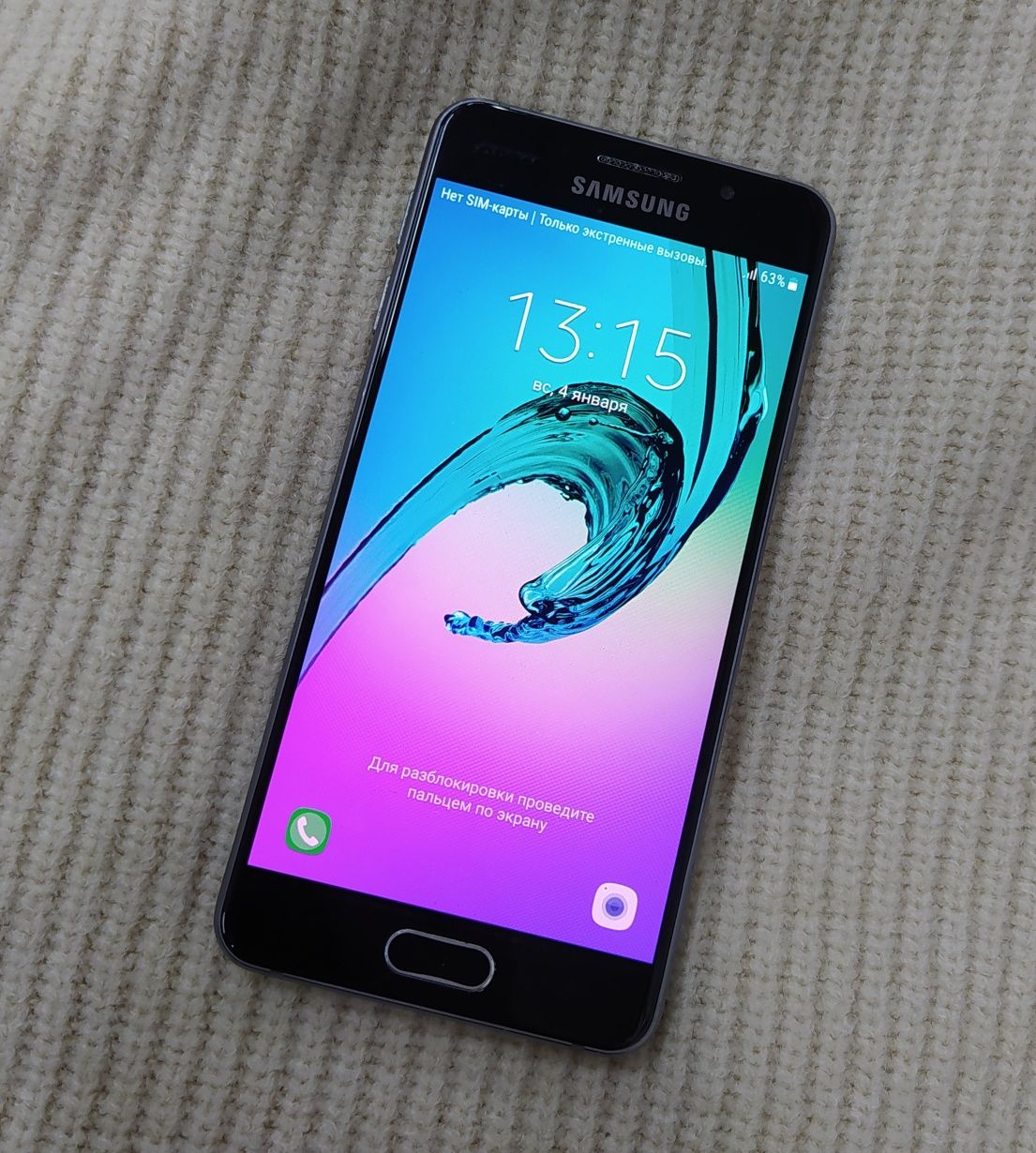 Продам Samsung A3