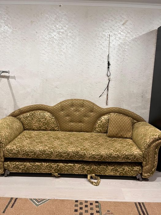 Продается диван, большой