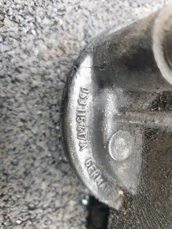 Suport filtru ulei VOLKSWAGEN POLO 6N1 1994 - 1999 1.7 60 SDI AKU  053115417A