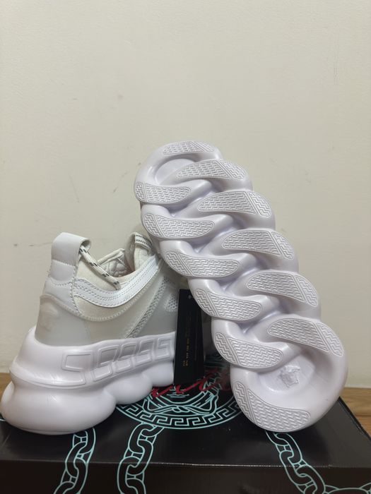 Versace Chain Reaction