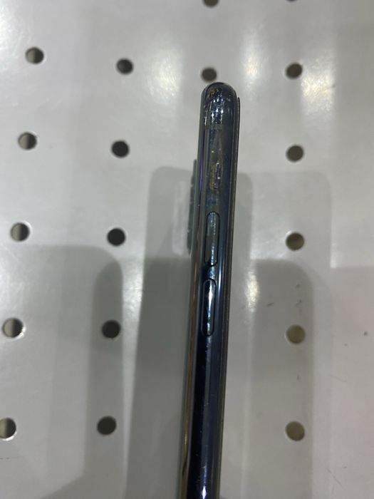 Vand Iphone 11 in stare buna de functionare !!