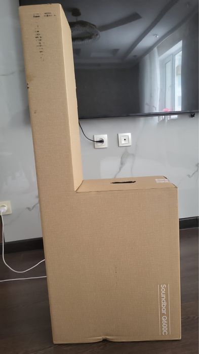 Продам саундбар новый samsung