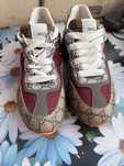 Vand adidasi gucci