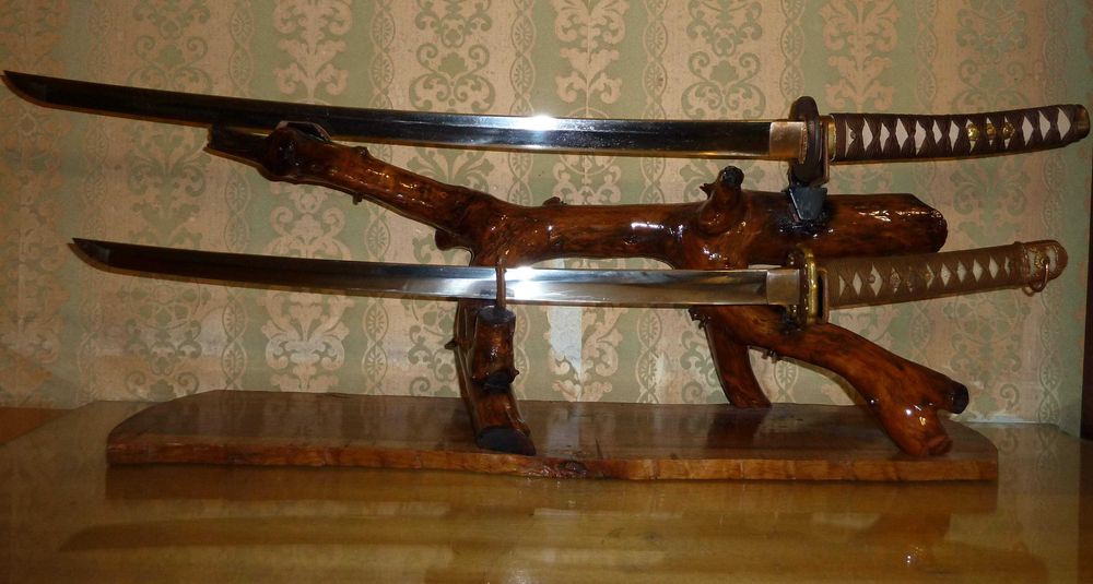 Katana stand  - стойка за японски самурайски  меч катана - УНИКАТ!!!