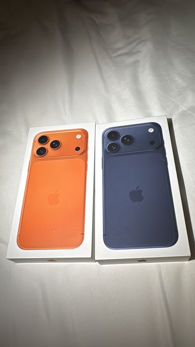 Iphone 17 pro max | 256 GB sigilat cosmic orange si blue
